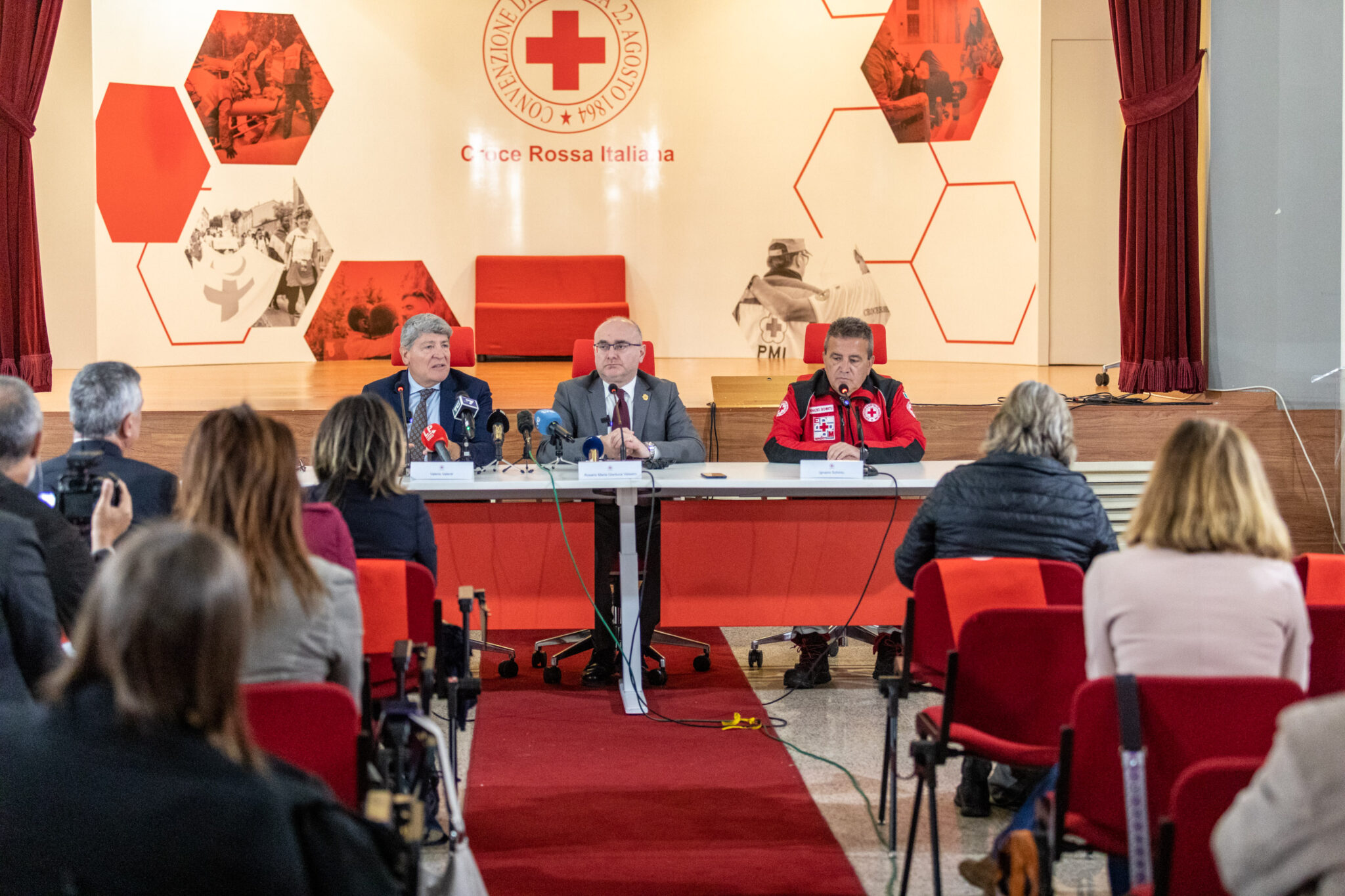 CroceRossa_Conf_Stampa_Hotspot_Lampedusa_09-2048×1365