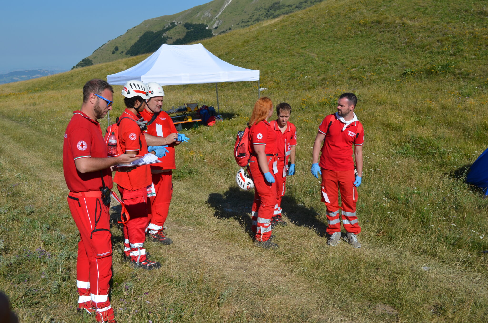 Istruzioni Di Primo Soccorso In Plastica
