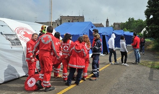 Volontari impegnati su un’emergenza sanitaria