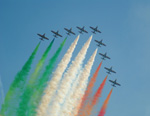 la Pattuglia Acrobatica Nazionale (Frecce Tricolori)