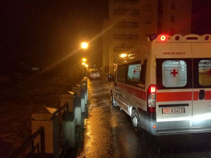 Una sala operativa della Croce Rossa impegnata nell’emergenza maltempo in Piemonte e Liguria