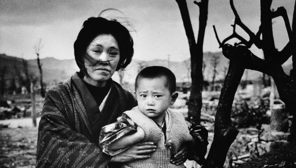 Hiroshima_mother_and_child