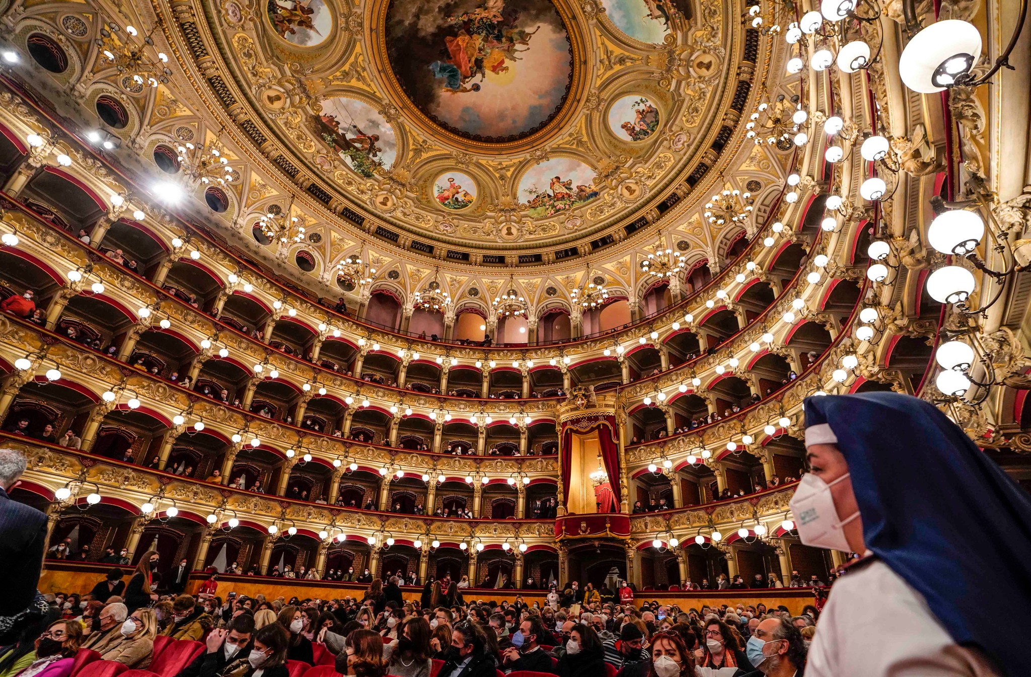 Teatro Massimo Bellini_Catania_Concerto per la pace_Ucraina_CRI