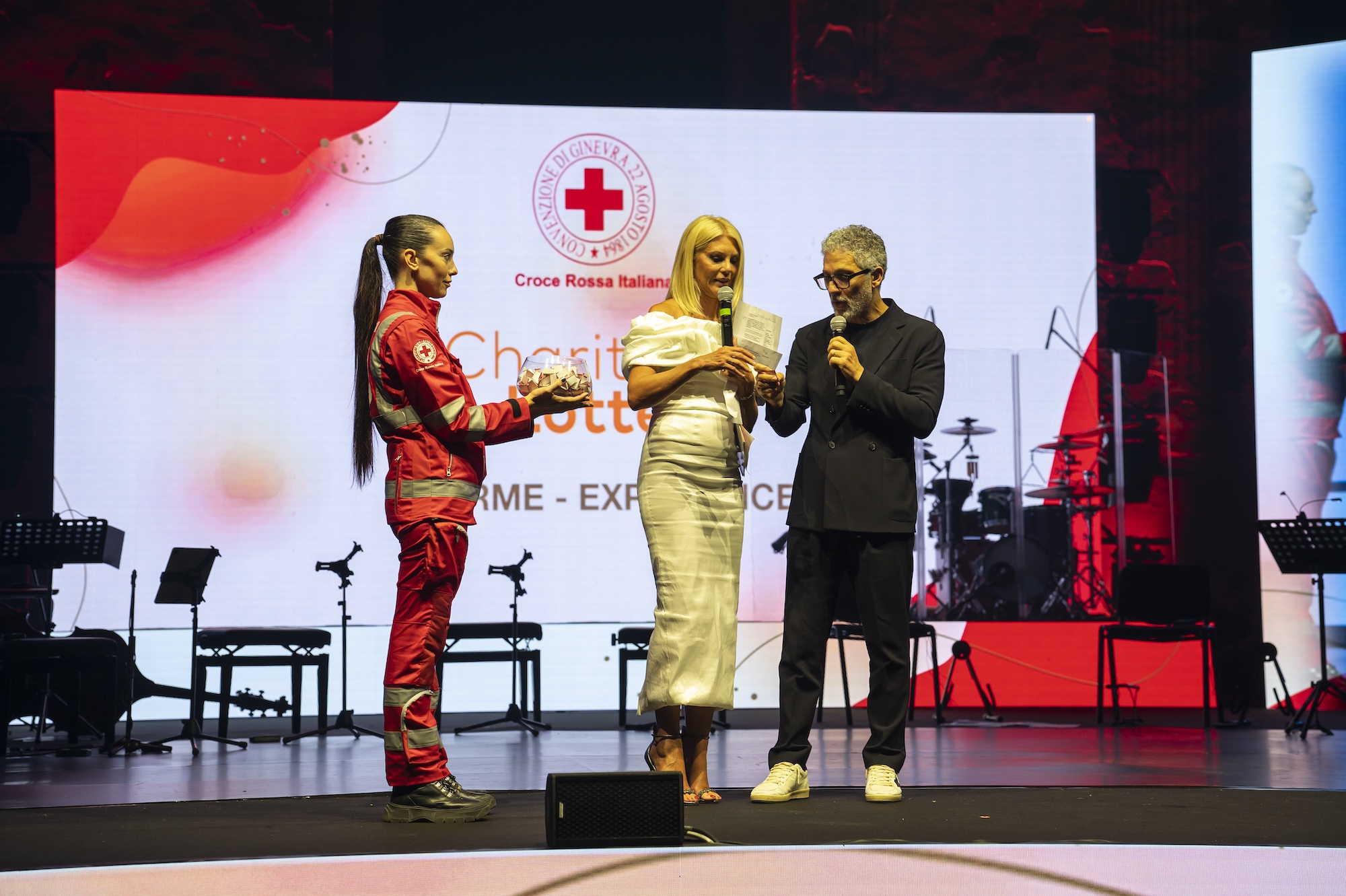 Charity-Gala-Dinner-Lottery