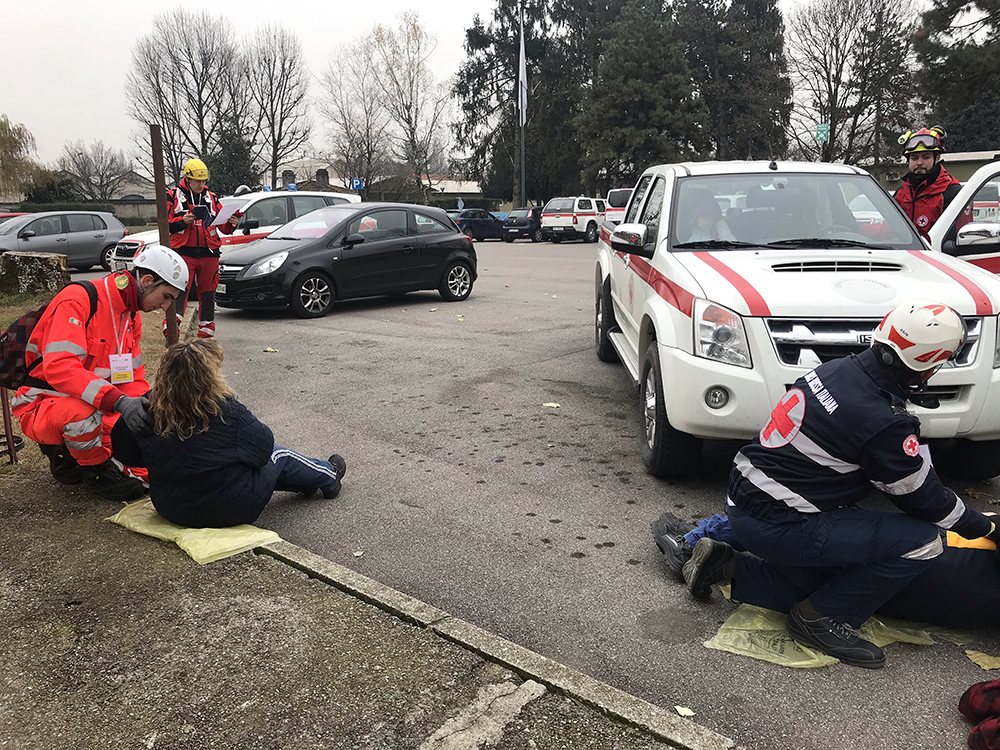 Allarme attacchi e inondazioni: ieri l’esercitazione della Croce Rossa tra Bresso, Genova, Roma e Rimini