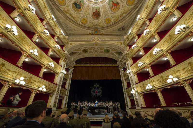 Il teatro Marruccino di Chieti dove si è esibita la banda musicale del corpo militare volontario della Croce Rossa