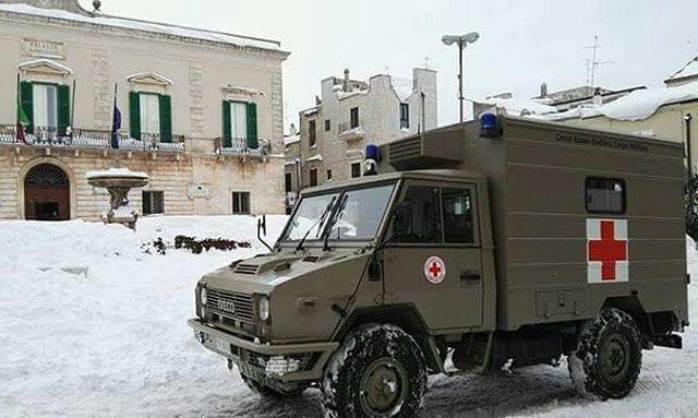 L'ambulanza 4x4 VM90 che è stata inviata a Vico del Gargano (FG)