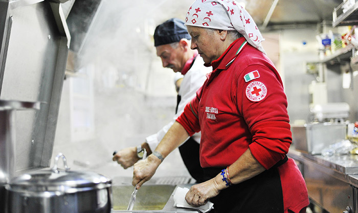 Terremoto Centro Italia 26 ottobre: operativa da domani la cucina della Croce Rossa, garantirà oltre 1.000 pasti al giorno