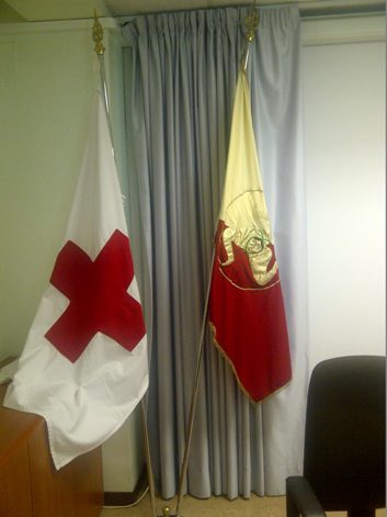 Agenda del Comitato Regionale C.R.I. della Sicilia immagine bandiera cri e bandiera regione siciliana