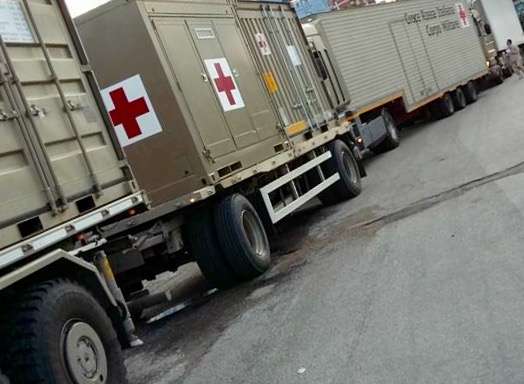I mezzi speciali del corpo militare volontario della Croce Rossa pronti a partire per le zone colpite dall'emergenza neve e sisma in Centro Italia