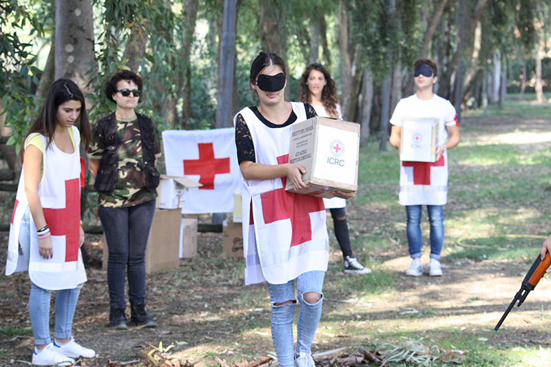 a Latina Croce Rossa  trasmette i principi del Diritto Internazionale Umanitario tramite il Raid Cross