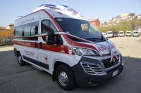 l'ambulanza donata dalla Fam Bosca