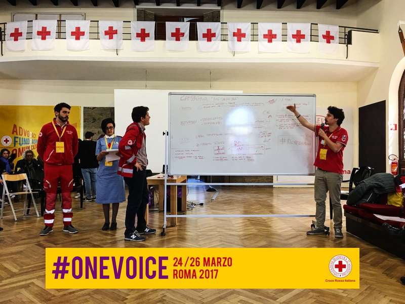 I partecipanti a One Voice presentano le proprie idee