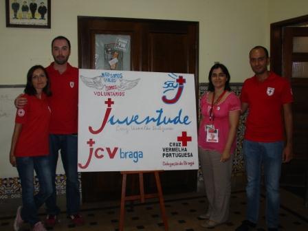 foto con Responsabile Croce Rossa Giovanile Portoghese