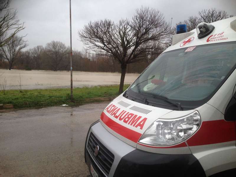 un'ambulanza della Croce Rossa di Spoltore è stata rischierata presso la Centrale Operativa per rinforzare il dispositivo di soccorso urgente territoriale