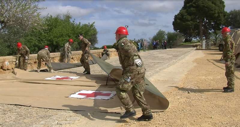 Il Corpo Militare della C.R.I. in addestramento ad Agrigento
