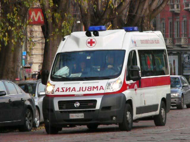Ambulanza, Soccorso, Croce Rossa