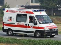 un'ambulanza di Galliate