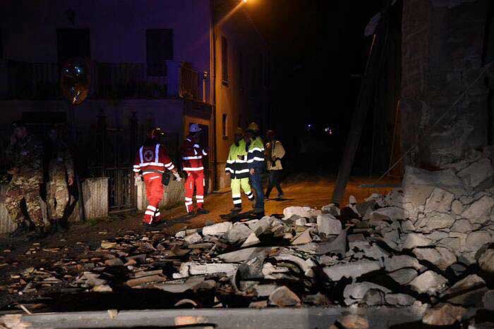 Terremoto Centro Italia, nuove forti scosse. I volontari della Croce Rossa in prima fila nel supporto alla popolazione
