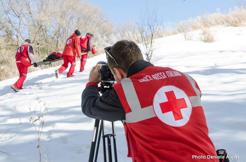 Backstage delle riprese ai team di emergenza di Croce Rossa in Kirghizistan Foto: Daniele Aloisi 