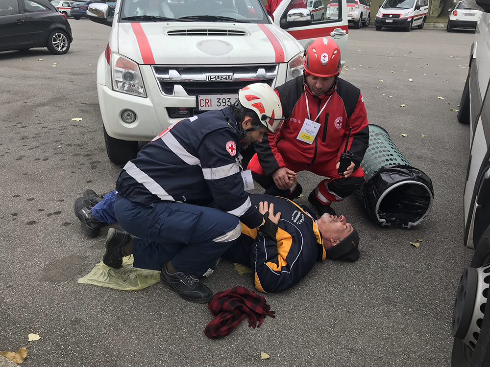 Allarme attacchi e inondazioni: ieri l’esercitazione della Croce Rossa tra Bresso, Genova, Roma e Rimini