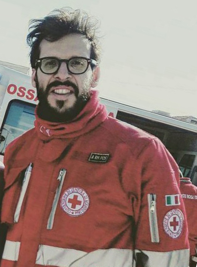 Enrico: “Da medico e volontario, in strada con la Croce Rossa”