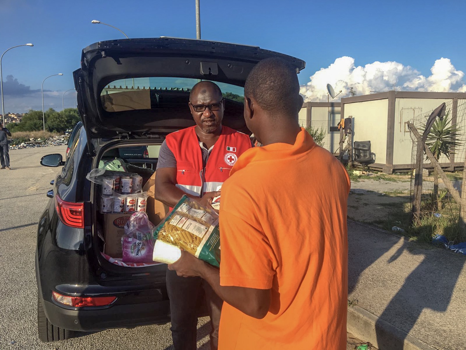 Caporalato: il presidio umanitario della Croce Rossa per i braccianti del Mezzogiorno