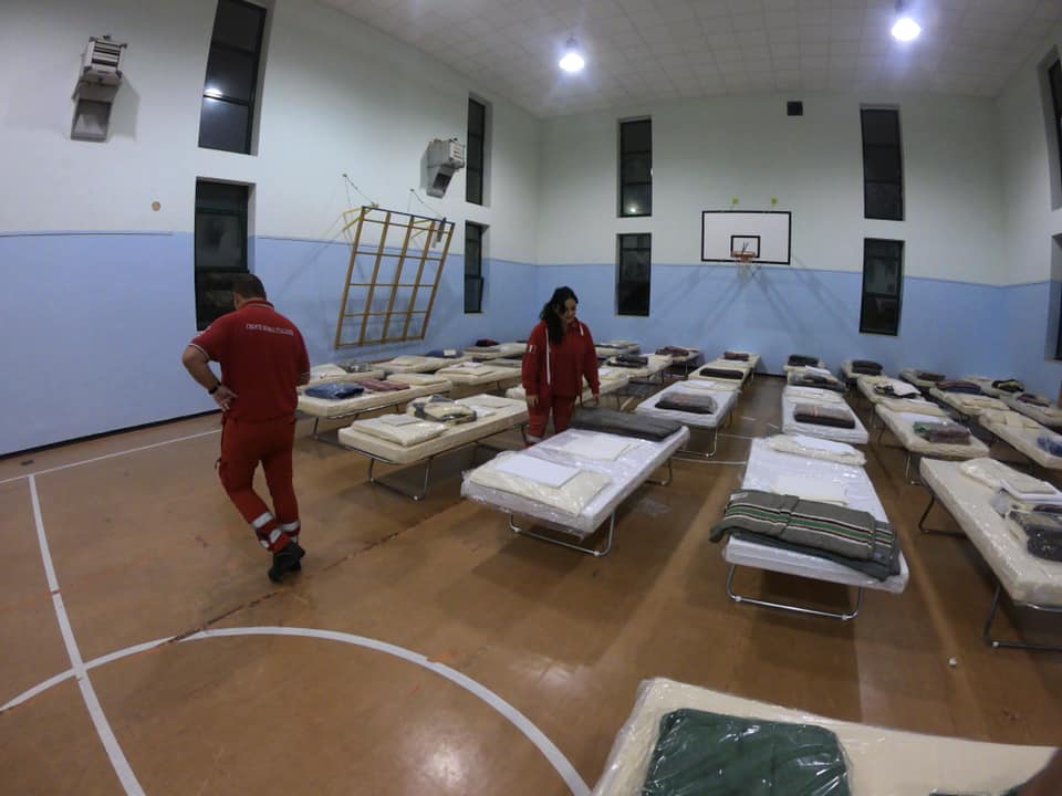 Maltempo e tanta paura per il terremoto: nel Sud Italia anche la CRI in campo nelle operazioni di assistenza